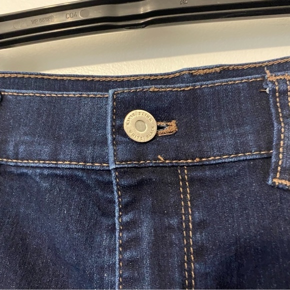 White House Black Market Skinny Stretchy Dark Wash Jeans Med‎ 8-10 - Picture 4 of 7